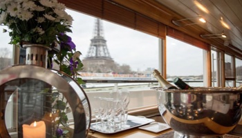 Dîner croisière sur la Seine