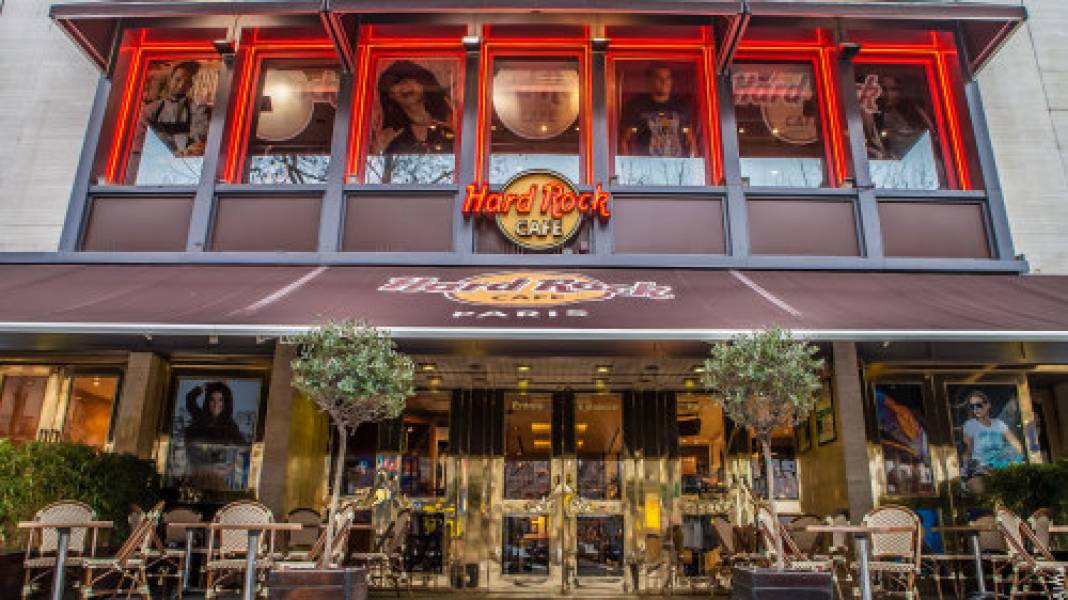 Hard Rock Café Paris (Privatisation)