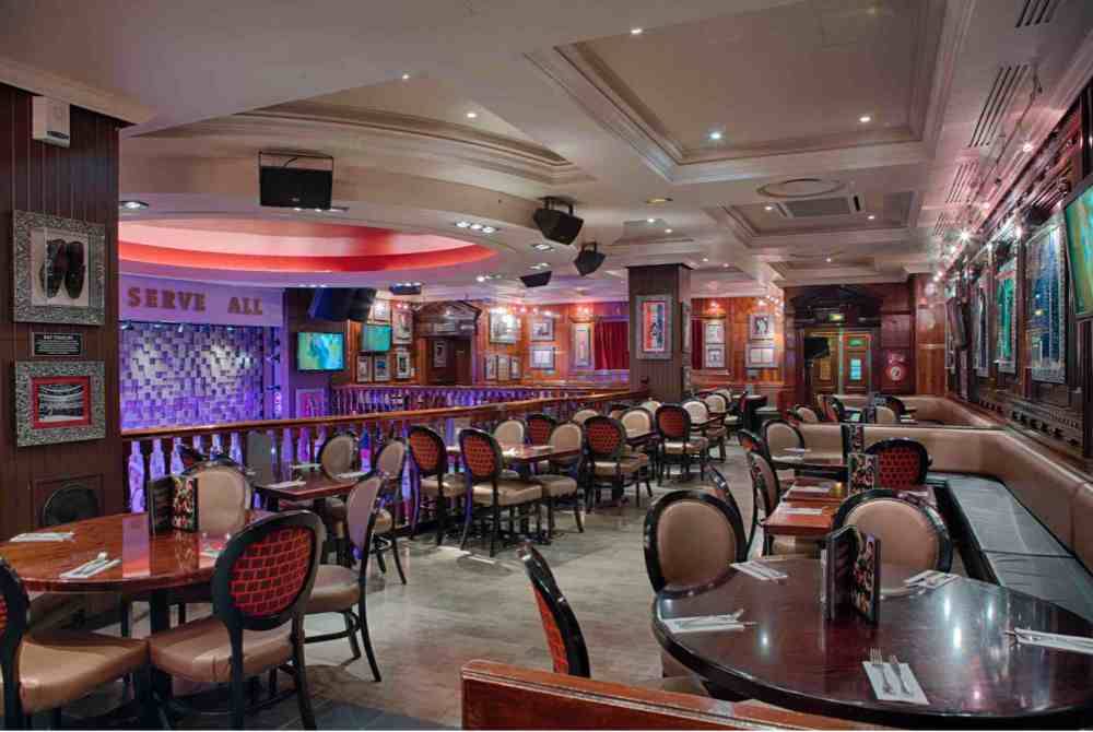 Hard Rock Café Paris (Privatisation)