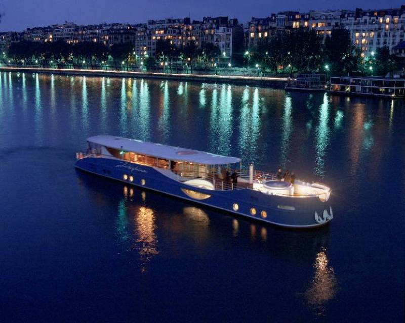 Le Yacht Joséphine