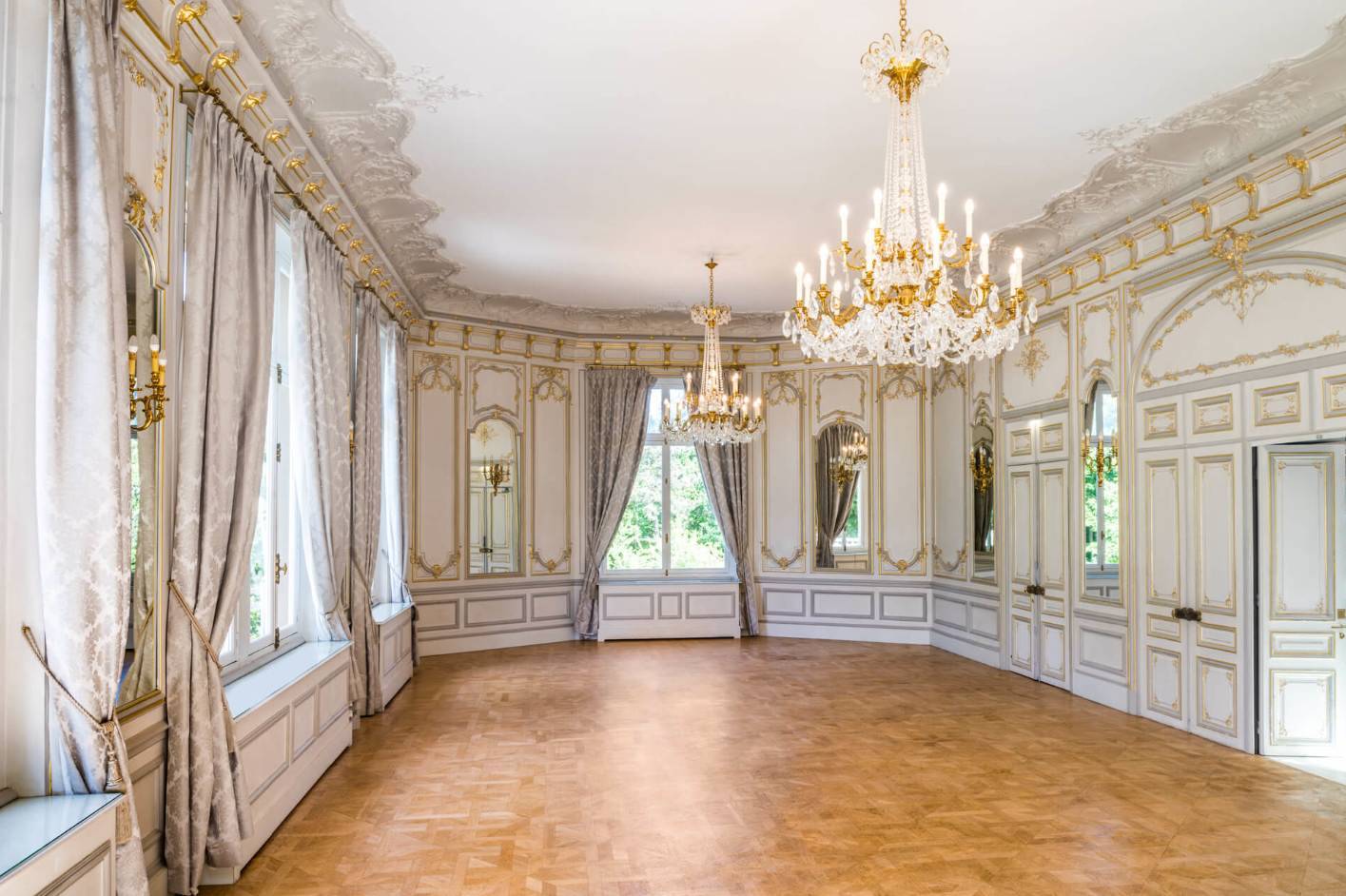 Le Pavillon Royal (Professionnel)